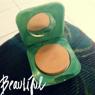 Photo of Clinique Stay-Matte Sheer Pressed Powder uploaded by Thaissa R.