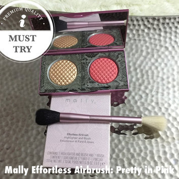 Photo of Mally Beauty Effortless Airbrush Highlighter & Blush Duo uploaded by Paasha S.