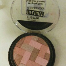 Photo of Maybelline Face Studio Master Hi-light Blush uploaded by Marnie R.