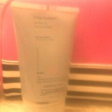 Photo of Giovanni D:tox System Purfying Facial Mask uploaded by Elizabeth C.