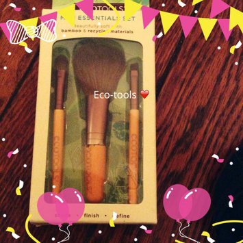 Photo of Eco Tools Mini Essentials Brush Set uploaded by Brennan R.
