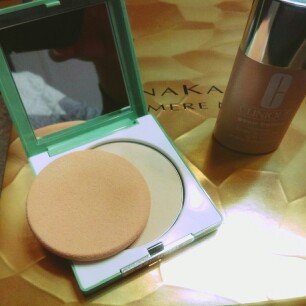 Photo of Clinique Stay-Matte Sheer Pressed Powder uploaded by Scheherazade L.