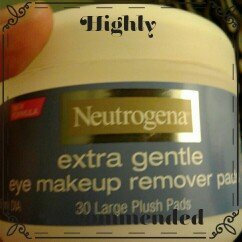 Photo of Neutrogena® Extra Gentle Eye Makeup Remover Pads uploaded by Sherry Ann S.