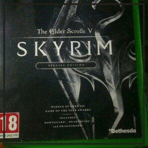 Photo of Bethesda Elder Scrolls V: Skyrim (Xbox 360) uploaded by Cerys P.