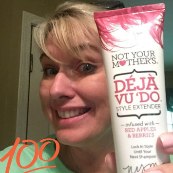 Photo of Not Your Mother’s® Déjà vu ‘Do™ Style Extending Hair Primer uploaded by Penny T.