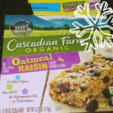 Photo of Cascadian Farm Organic Oatmeal Raisin Granola Bars uploaded by Paula C.