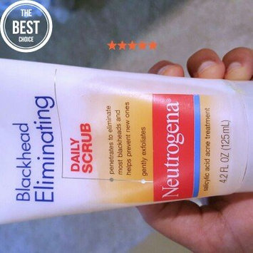 Photo of Neutrogena® Blackhead Eliminating Daily Scrub uploaded by laxmipriya k.