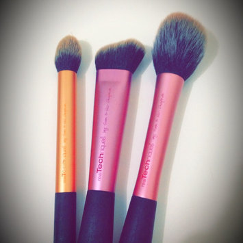 Photo of Head Real Techniques Sculpting Makeup Brush uploaded by Ericka M.