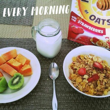 Photo of Post Foods, LLC HNY BNCH OAT STRWBRY 16.5OZ uploaded by The Blog By Taina ..