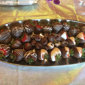 Photo of Bouquet of Fruits Valentine Chocolate Dipped Strawberries uploaded by stephnie C.