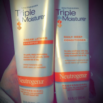 Photo of Neutrogena® Triple Moisture Cream Lather Shampoo uploaded by Sam B.