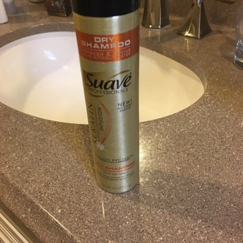 Photo of Suave® Professionals® Keratin Infusion Dry Shampoo uploaded by sara s.