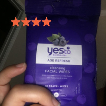 Photo of Yes To Blueberries Cleansing Facial Wipes uploaded by Luz H.