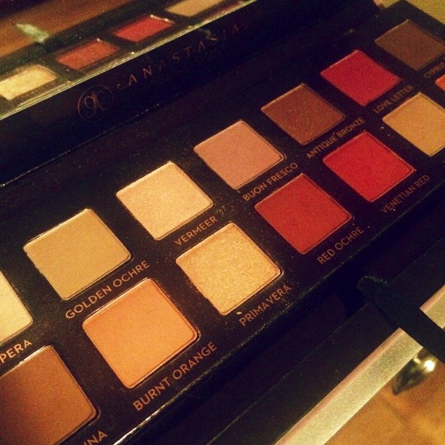 Anastasia Beverly Hills Modern Renaissance Eye Shadow Palette