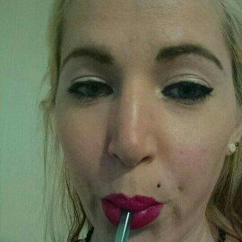 Photo of Urban Decay Gwen Stefani 24/7 Glide-on Lip Pencil uploaded by Terri W.