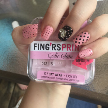 Photo of Fing'rs Prints Press-on Nails, Girlie Glam - Sweet Silhouette, 1 set uploaded by Samantha r.
