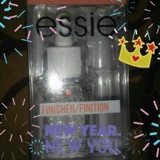 Photo of Essie Quick-E Drying Drops uploaded by Charnaye S.