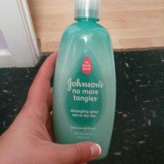 Johnson's® No More Tangles Detangling Spray