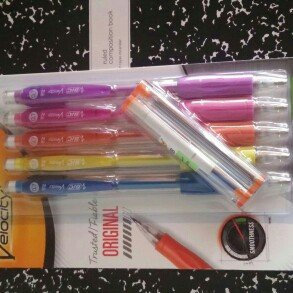Photo of BIC Pencils Mechanical Pencil, Refillable, Rubbergrip, .7mm, Assorted uploaded by Danelle V.