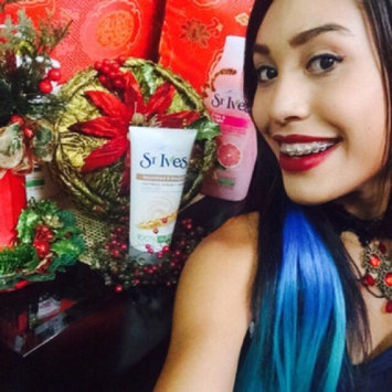 Photo of St. Ives Reviving Pear Nectar & Soy Body Lotion uploaded by Diannys C.