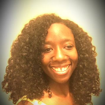 Photo of SheaMoisture Raw Shea & Cupuacu Frizz Defense Shampoo uploaded by Tiffany F.