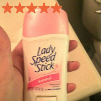 Photo of Lady Speed Stick Invisible Dry Antiperspirant/Deodorant Powder Fresh uploaded by Laura C.