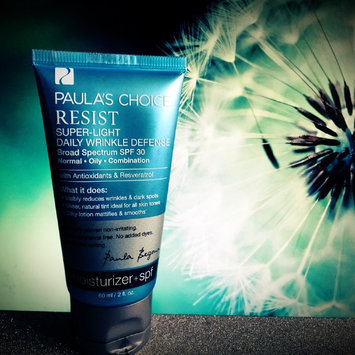 Photo of Paula's Choice Resist Super-Light Daily Defense SPF 30 Tinted Matte Moisturizer with Antioxidants and Resveratrol - 2 oz uploaded by Cecilia V.