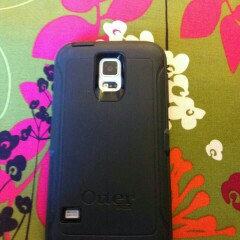 Photo of Otterbox Defender Cell Phone Case for Samsung Galaxy S5 - Black uploaded by Holly R.