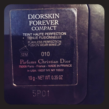Photo of Dior Diorskin Forever Extreme Control Perfect Matte Powder Makeup uploaded by Christine K.