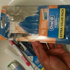 Oral-B Complete Deep Clean Soft Bristles Toothbrush 4 Count