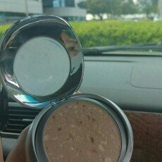 Photo of Physicians Formula Mineral Wear® Talc-Free Mineral Face Powder SPF 16 uploaded by Rossi C.