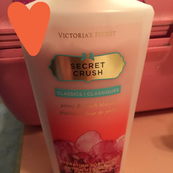 Photo of Victoria's Secret Strawberries And Champagne Body Lotion uploaded by Ana M.