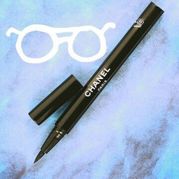 Photo of CHANEL Écriture De Chanel Eyeliner Pen Effortless Definition uploaded by Fatoumata L.