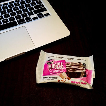Photo of Lenny & Larry's Cookies & Cream Muscle Brownies uploaded by Karla K.