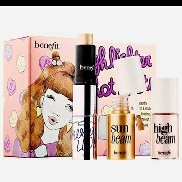 Photo of Benefit Cosmetics Highlighter Hotshots uploaded by Maya K.