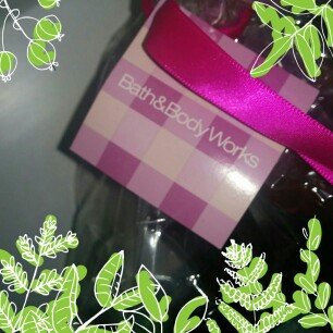 Photo of THE BODY SHOP® Vitamin E Nourishing Night Cream uploaded by Riddhi P.