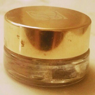 Photo of Estée Lauder Double Wear Stay-in-Place EyeShadow Base uploaded by karla B.
