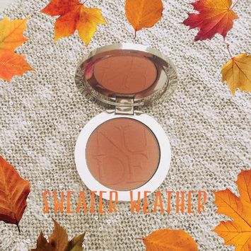Photo of Dior Diorskin Nude Air Tan Healthy Glow Sun Powder uploaded by SHABANA B.