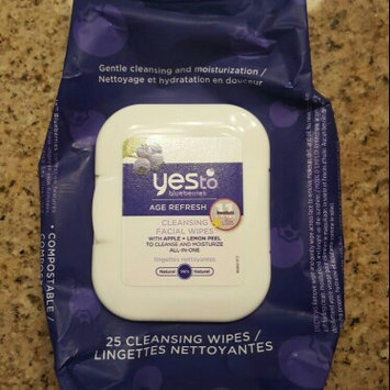 Photo of Yes To Blueberries Cleansing Facial Wipes uploaded by Nicole E.