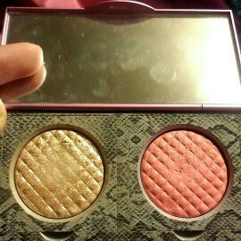 Photo of Mally Beauty Effortless Airbrush Highlighter & Blush Duo uploaded by Faith V.