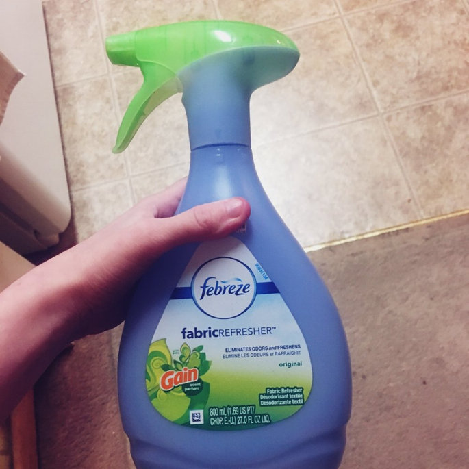 Febreze Fabric Refresher with Gain Original Scent Air Freshener (1 Count, 27 oz)