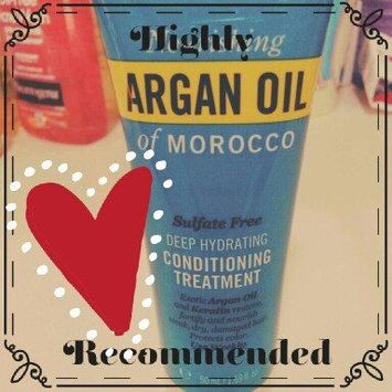 Photo of Marc Anthony True Professional Oil of Morocco Argan Oil Sulfate Free Deep Hydrating Conditioning Treatment uploaded by Heather L.