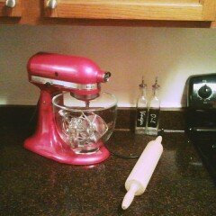 Photo of KitchenAid Classic 4.5 Qt Stand Mixer- White K45SS uploaded by Alfreda J.