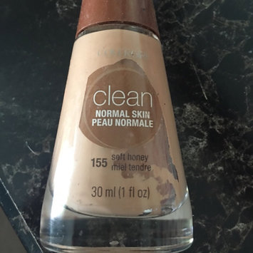 Photo of Cover Girl Warm Beige Sensitive Skin Liquid Make Up uploaded by Kaitlyn H.
