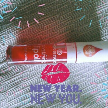 Photo of Essence Prettifying Lip Oil uploaded by Camila R.