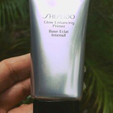 Photo of Shiseido Glow Enhancing Primer SPF 15 uploaded by Melissa R.