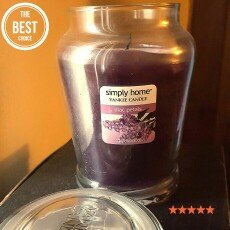 Photo of Yankee Candle Lilac Blossoms 12oz. Perfect Pillar uploaded by Mel K.
