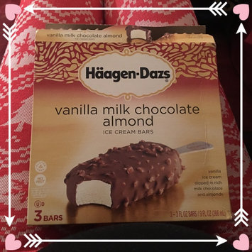Photo of Haagen-Dazs Vanilla Milk Chocolate Almond Ice Cream Bar uploaded by Bergineliz R.