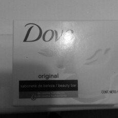 Photo of Dove Purely Pampering Coconut Milk Beauty Bar uploaded by Luciana L.