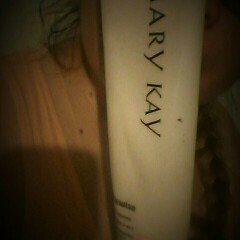 Photo of Mary Kay TimeWise 3-in-1 Cleanser, Combination/Oily Skin - 4.5 oz uploaded by Esperanza R.